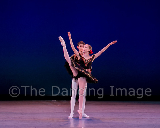 Ballet Ensemble-4475