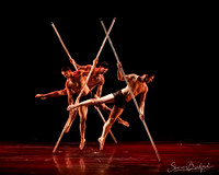 MOMIX Pole Dance pc Sharen Bradford-0250
