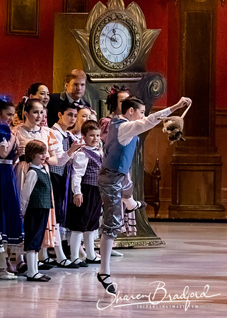 CCBT Nutcracker 19 pc Sharen Bradford-3579