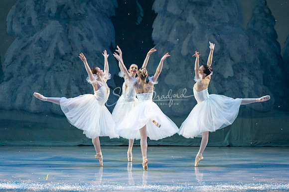 ACB Nutcracker Snow Sat 2021 pc Sharen Bradford-0861
