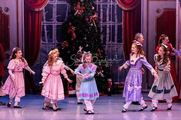 ACB Nutcracker Party Scene Sat 2021 pc Sharen Bradford-0057