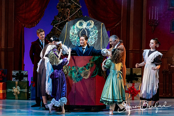 CCBT Nutcracker 19 pc Sharen Bradford-3607