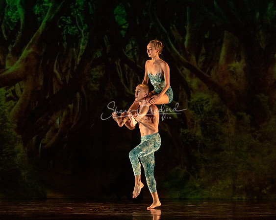 MOMIX Alice pc Sharen Bradford-0879