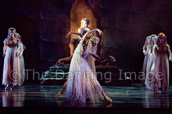 Dracula Thur Act I-0982