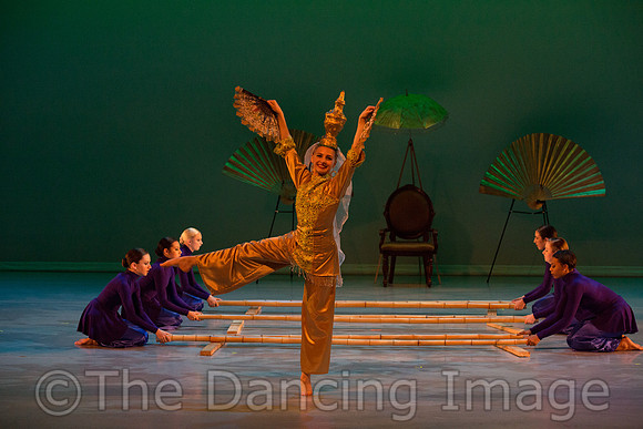 Filipino Suite-0067