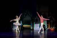 Grand Pas de Deux