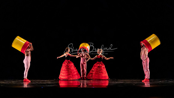 MOMIX Alice pc Sharen Bradford-0565