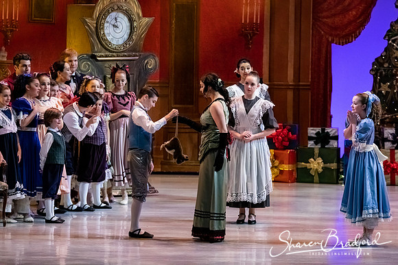 CCBT Nutcracker 19 pc Sharen Bradford-3583