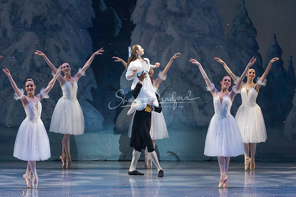 ACB Nutcracker Snow Sat 2021 pc Sharen Bradford-1021