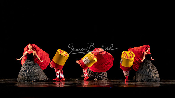 MOMIX Alice pc Sharen Bradford-0544