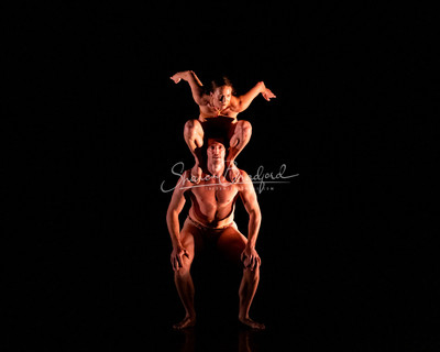 TITAS CP22 PILOBOLUS Symbiosis pc Sharen Bradford-1062