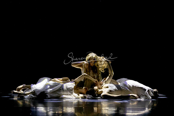 Momix ALICE 9-17-21 pc Sharen Bradford-2658