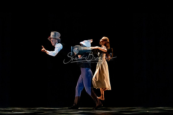 MOMIX Alice pc Sharen Bradford-0079