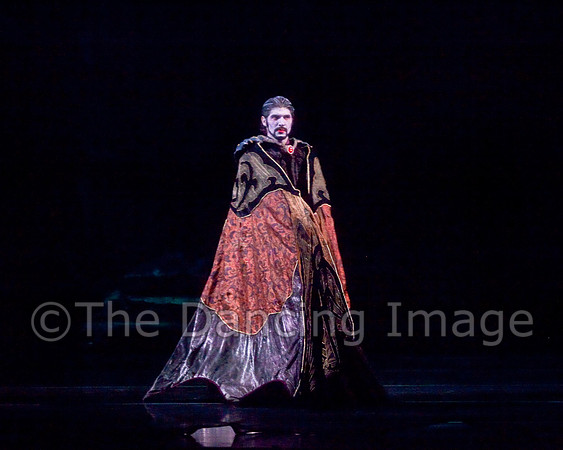 Dracula Thur Act I-0962
