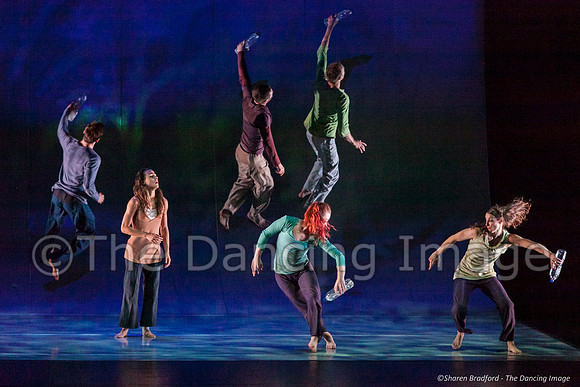 Motionhouse SCATTERED-0449