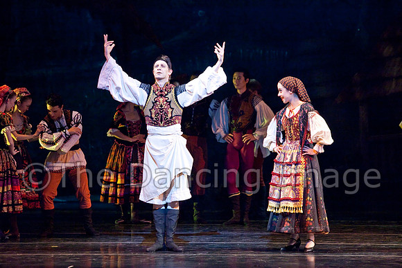 Dracula Thurs Act II-1372