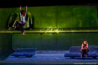 Motionhouse SCATTERED-0107