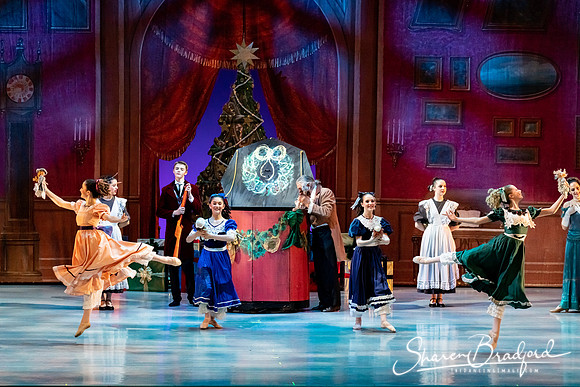 CCBT Nutcracker 19 pc Sharen Bradford-3627