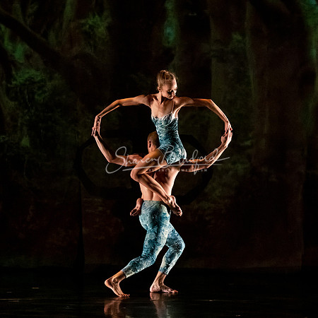 Momix ALICE 9-17-21 pc Sharen Bradford-2321