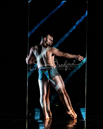 MOMIX Alice pc Sharen Bradford-0773