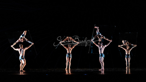 MOMIX Alice pc Sharen Bradford-0764