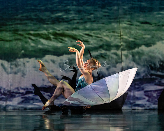 MOMIX Alice pc Sharen Bradford-0812