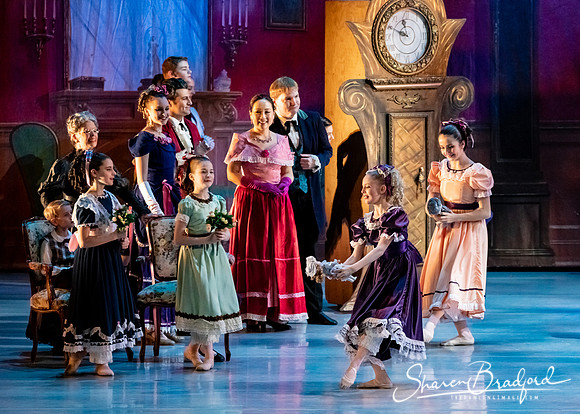 CCBT Nutcracker 19 pc Sharen Bradford-3668