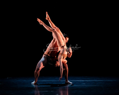 TITAS CP22 PILOBOLUS Symbiosis pc Sharen Bradford-1151