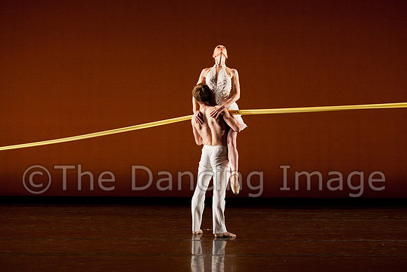 Tethered Pulse 4-27-11-0113