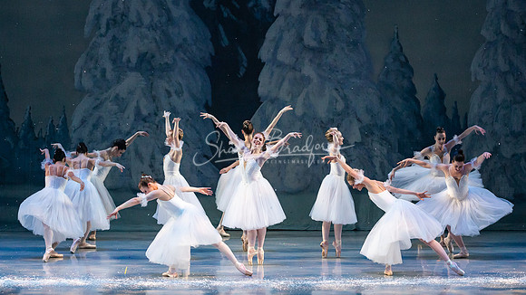 ACB Nutcracker Snow Sat 2021 pc Sharen Bradford-0916