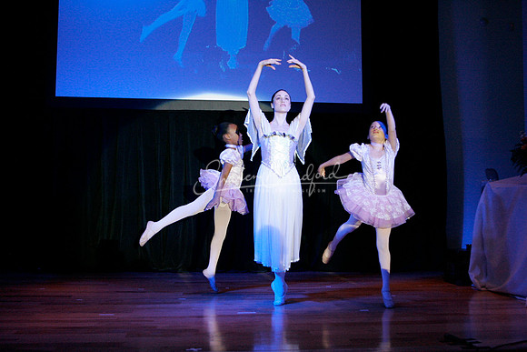 2007 Imagine the Impossible pc Sharen Bradford-0083