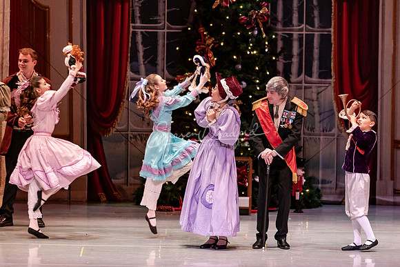 ACB Nutcracker Party Scene Sat 2021 pc Sharen Bradford-0196