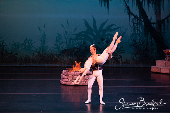 TDC La Bayadere pc Sharen Bradford-2598