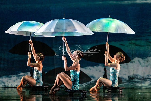 MOMIX Alice pc Sharen Bradford-0825