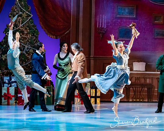 CCBT Nutcracker 19 pc Sharen Bradford-3660