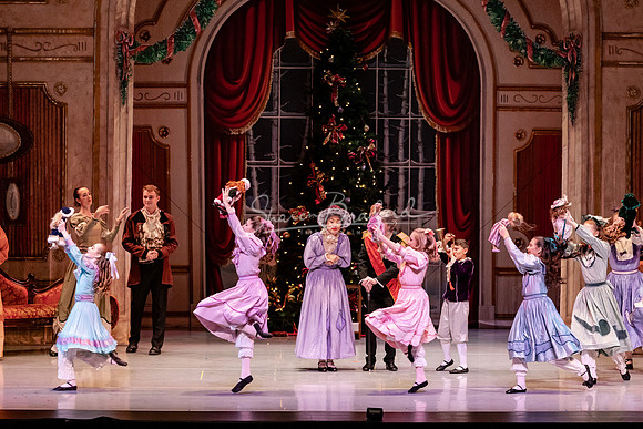 ACB Nutcracker Party Scene Sat 2021 pc Sharen Bradford-0201