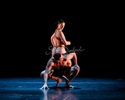 TITAS CP22 PILOBOLUS Symbiosis pc Sharen Bradford-1011