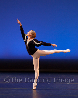 Black Swan-1186
