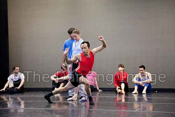 Class2011-2435