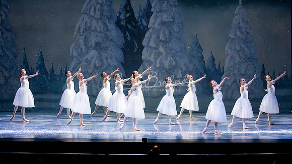 ACB Nutcracker Snow Sat 2021 pc Sharen Bradford-1009
