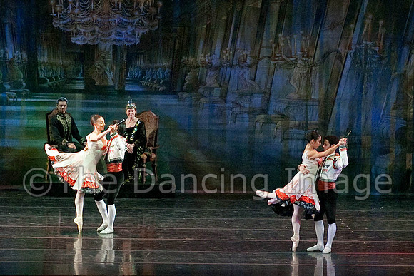 Nutcracker Thurs-973