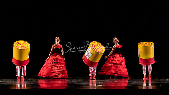 MOMIX Alice pc Sharen Bradford-0551