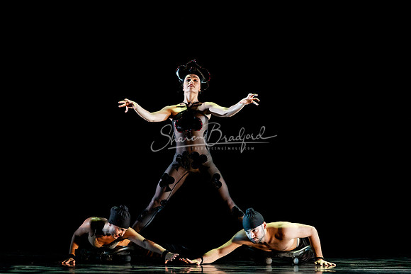 MOMIX Alice pc Sharen Bradford-0688