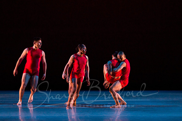 RED - pc Sharen Bradford-2075