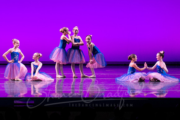 Dance at Le Moulin-0201