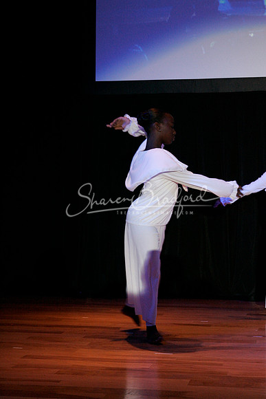 2007 Imagine the Impossible pc Sharen Bradford-0049