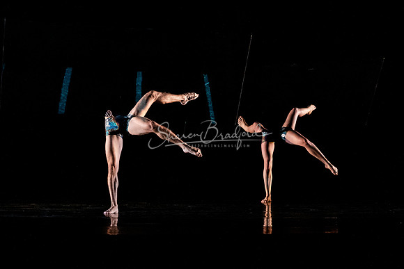 MOMIX Alice pc Sharen Bradford-0781