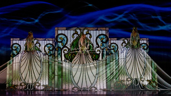 MOMIX Alice pc Sharen Bradford-0142