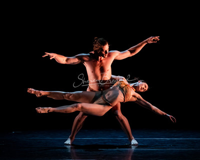 TITAS CP22 PILOBOLUS Symbiosis pc Sharen Bradford-1158