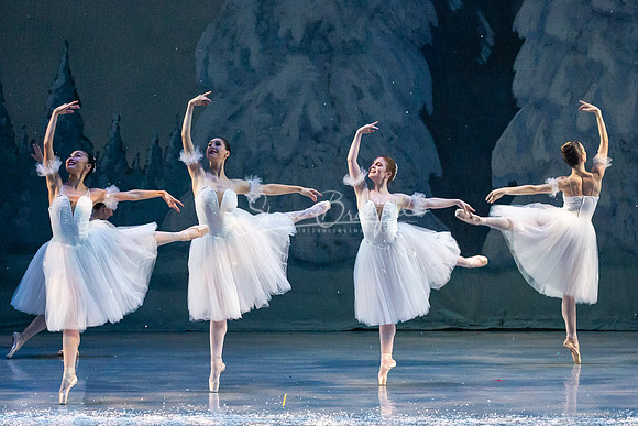ACB Nutcracker Snow Sat 2021 pc Sharen Bradford-0900